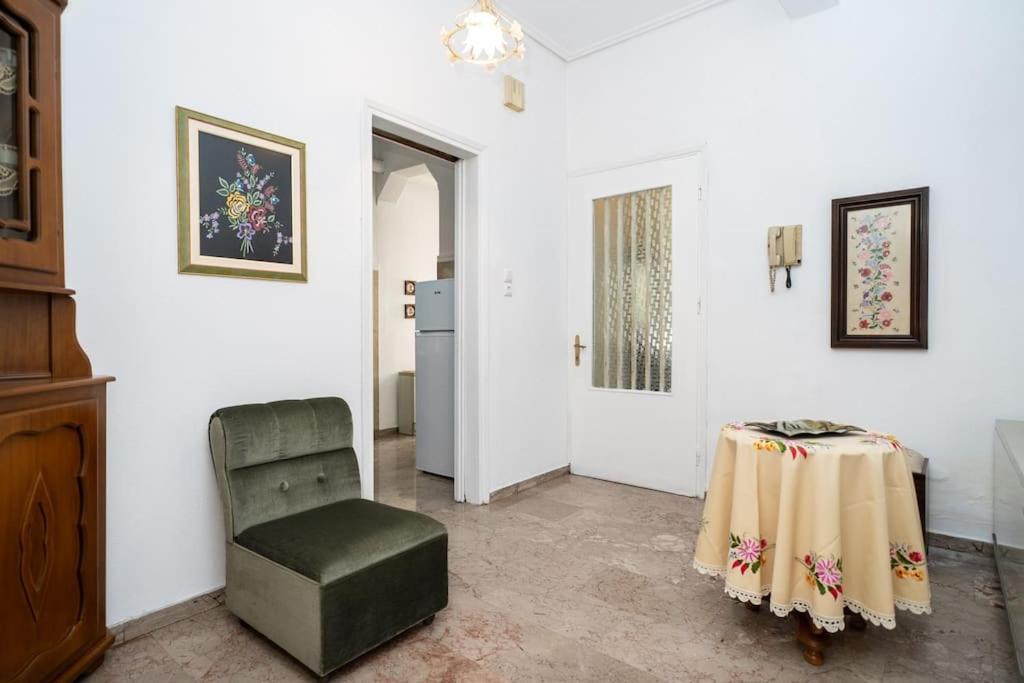 Theoni Central Apartment كالامباكا المظهر الخارجي الصورة