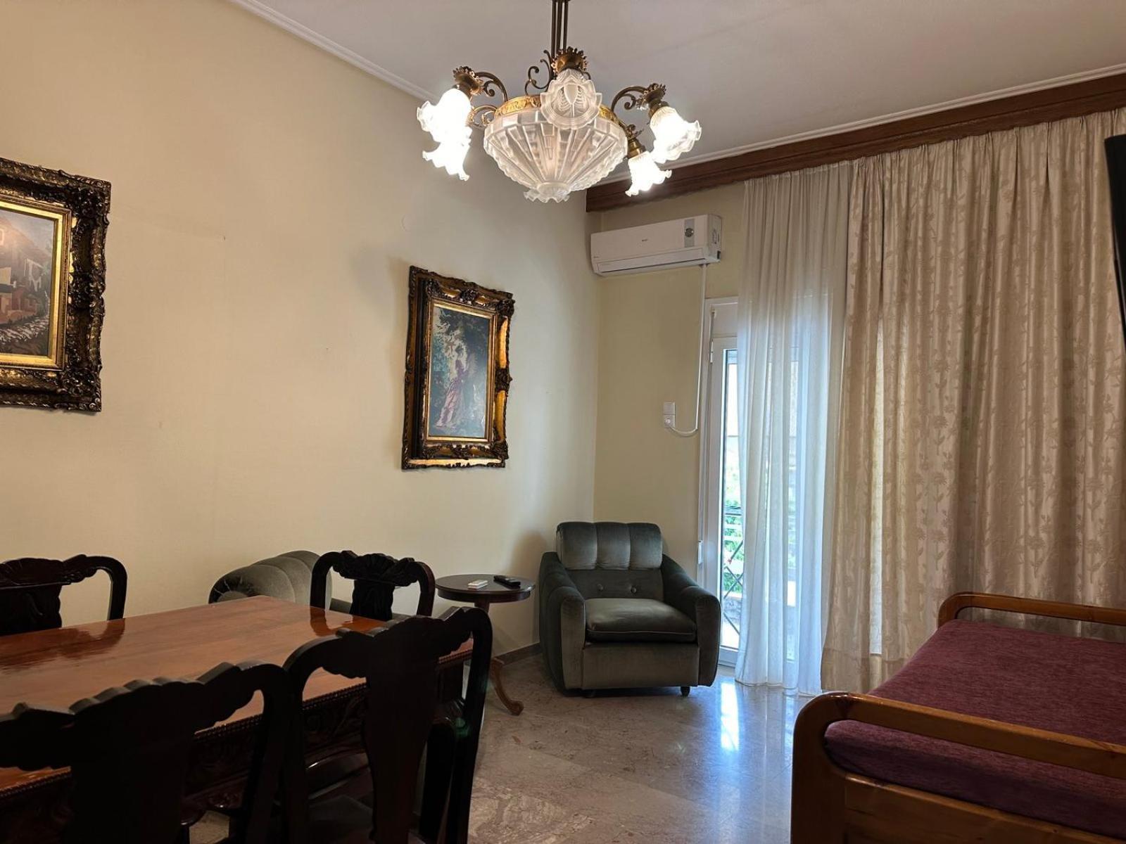 Theoni Central Apartment كالامباكا المظهر الخارجي الصورة